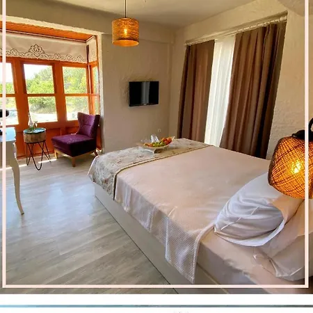 Naz * Alaçatı