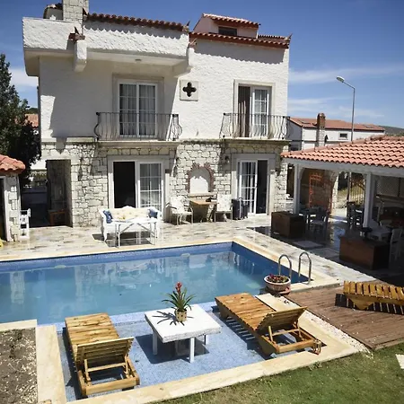 Naz Bed & Breakfast Alaçatı