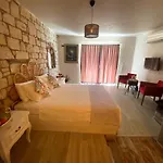 Naz Bed & Breakfast Alacati