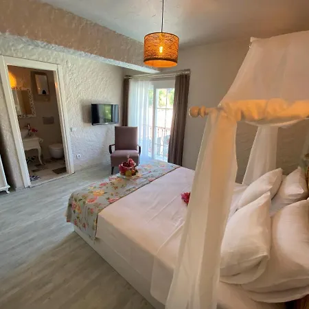 Bed & Breakfast Naz Alaçatı