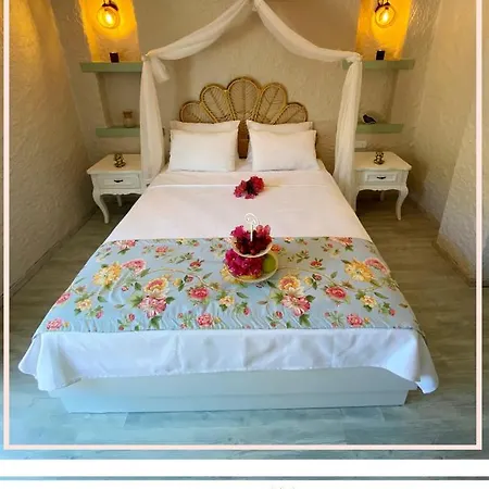 Naz Bed & Breakfast Alacati