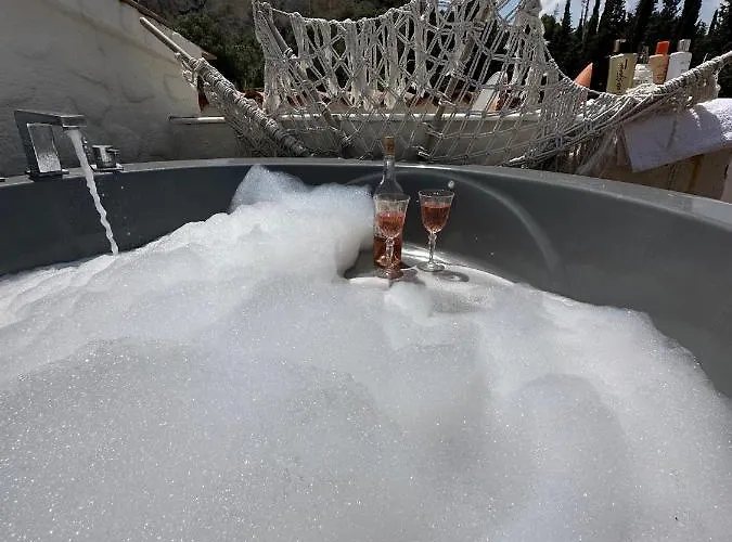 Naz Bed and breakfast